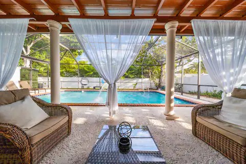 Caribbean Villa in Cutler Bay