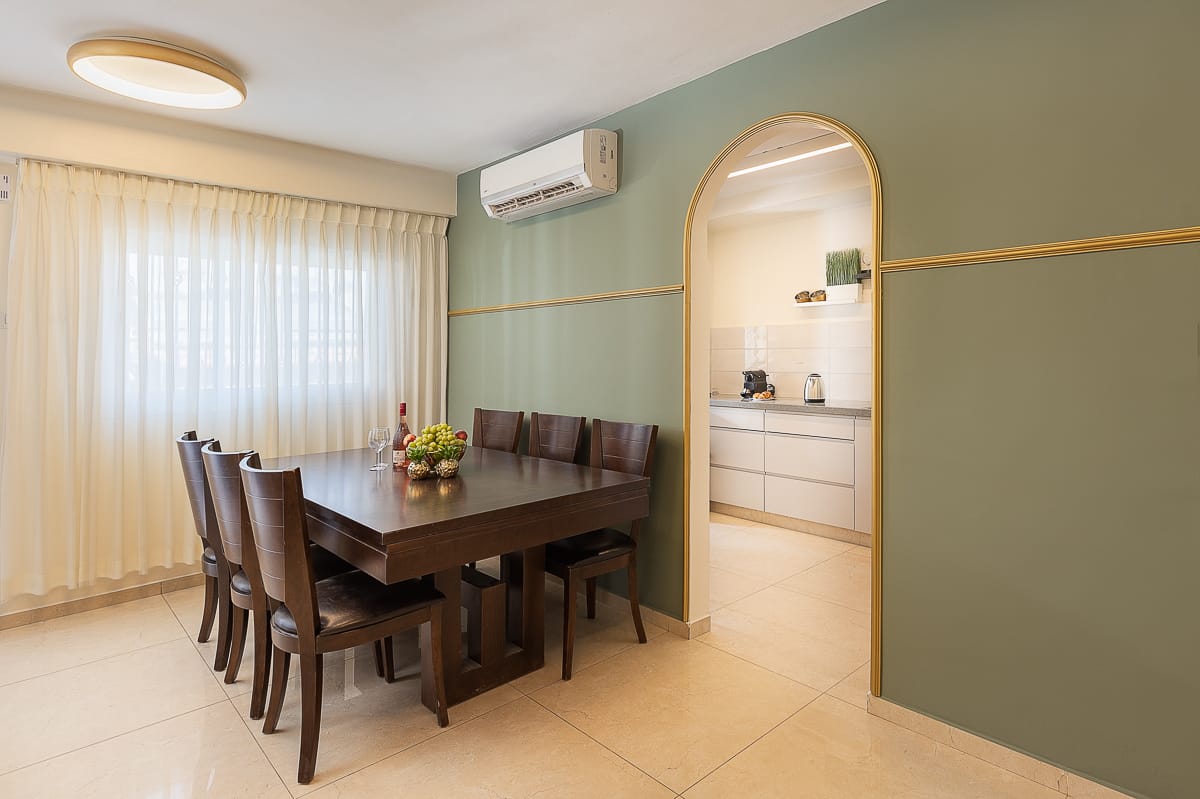 Unique Yerushalayim 2 bdr apt