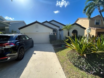 Modern 3bedr 2bath Hollywood Private community