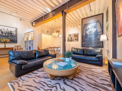 Elegant 3-Bedroom Duplex Apartment in Bretagne