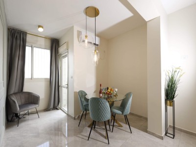 Geula Superb 2 bedroom apartment