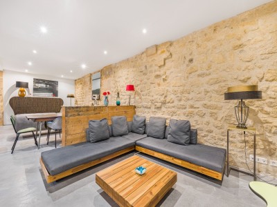 Stylish 108m² Loft with Two Bedrooms