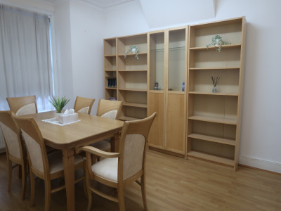 Ground Floor Flat Steps from BIALA Shul