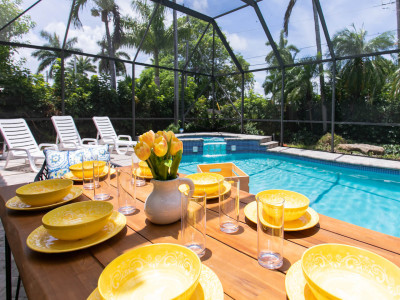 Serene 5-Bedroom Kosher Oasis in Prime Location