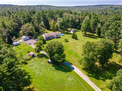 Southwoods Estate; Large, Private 15 acre estate