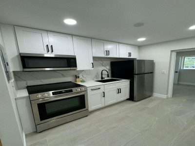 Fully Kosher 2-Bedroom Apt in Fort Lauderdale